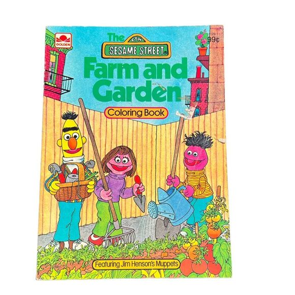 Vintage The Sesame Street golden Coloring books Set of 2 Farm and Christmas Bks - Picture 6 of 10